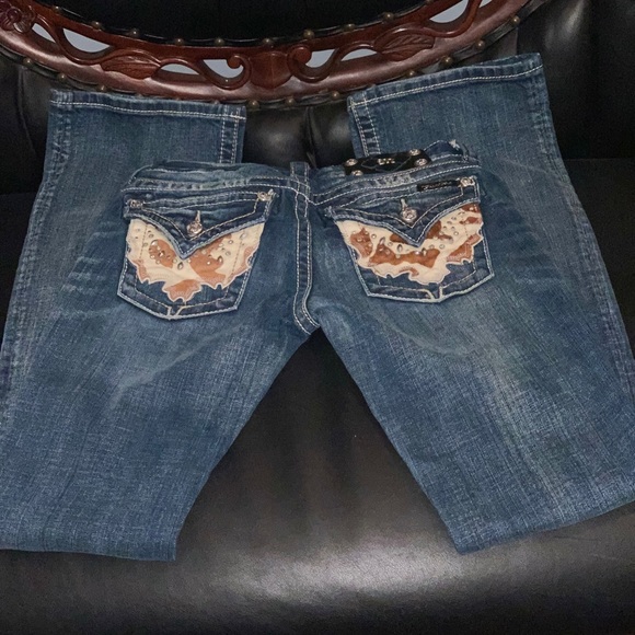 Like New Miss Me Boot Cut Jeans pants - Picture 5 of 7
